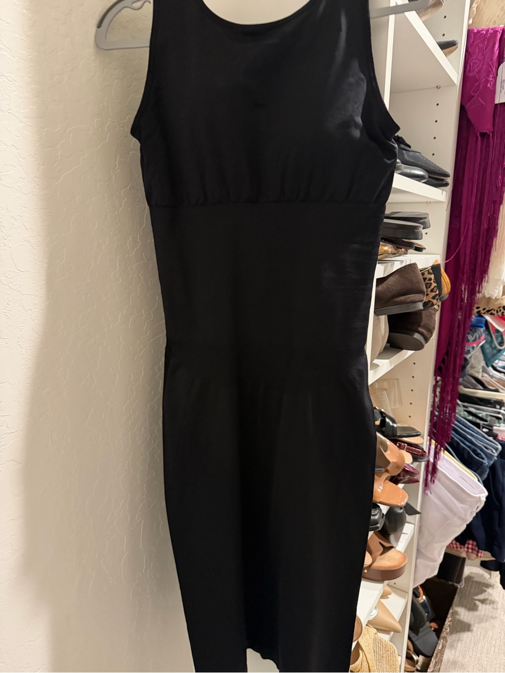 Classic Black Sleeveless Midi Dress